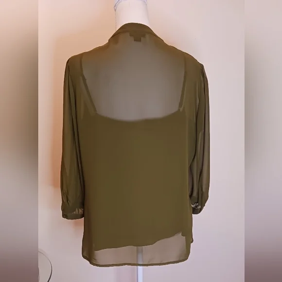 💰East 5th Avenue Blouse w/Camisole - Picture 8 of 16